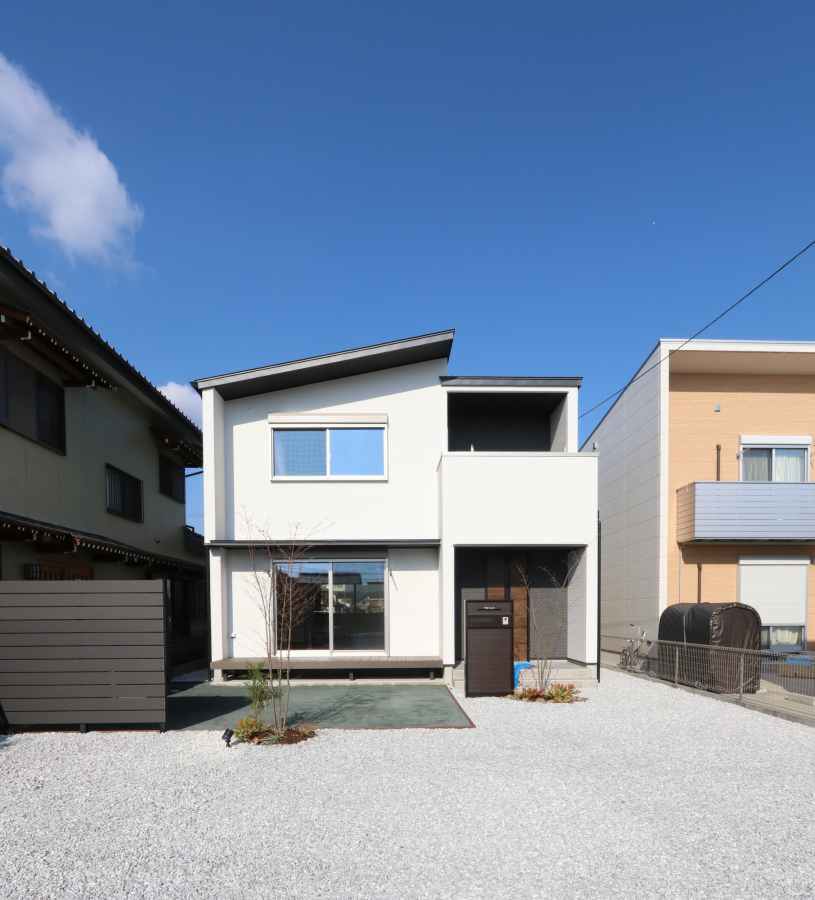 外観集 シンプルモダン 洋風の家 注文住宅を愛知で建てる神谷綜合建設の写真集
