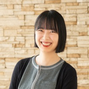 設計部　安部楓香