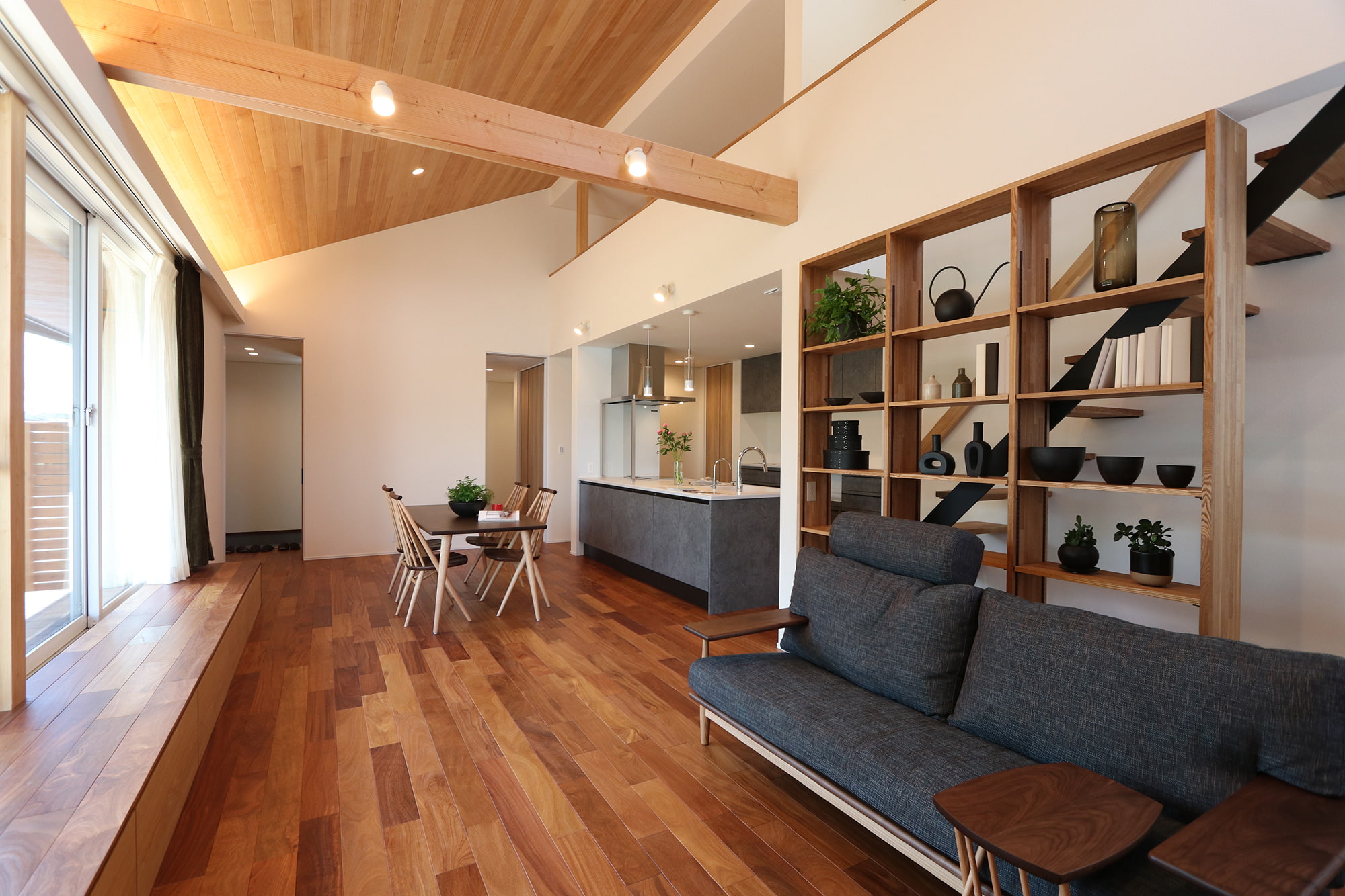 リビングダイニング